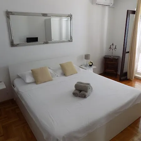Grand View Apartment